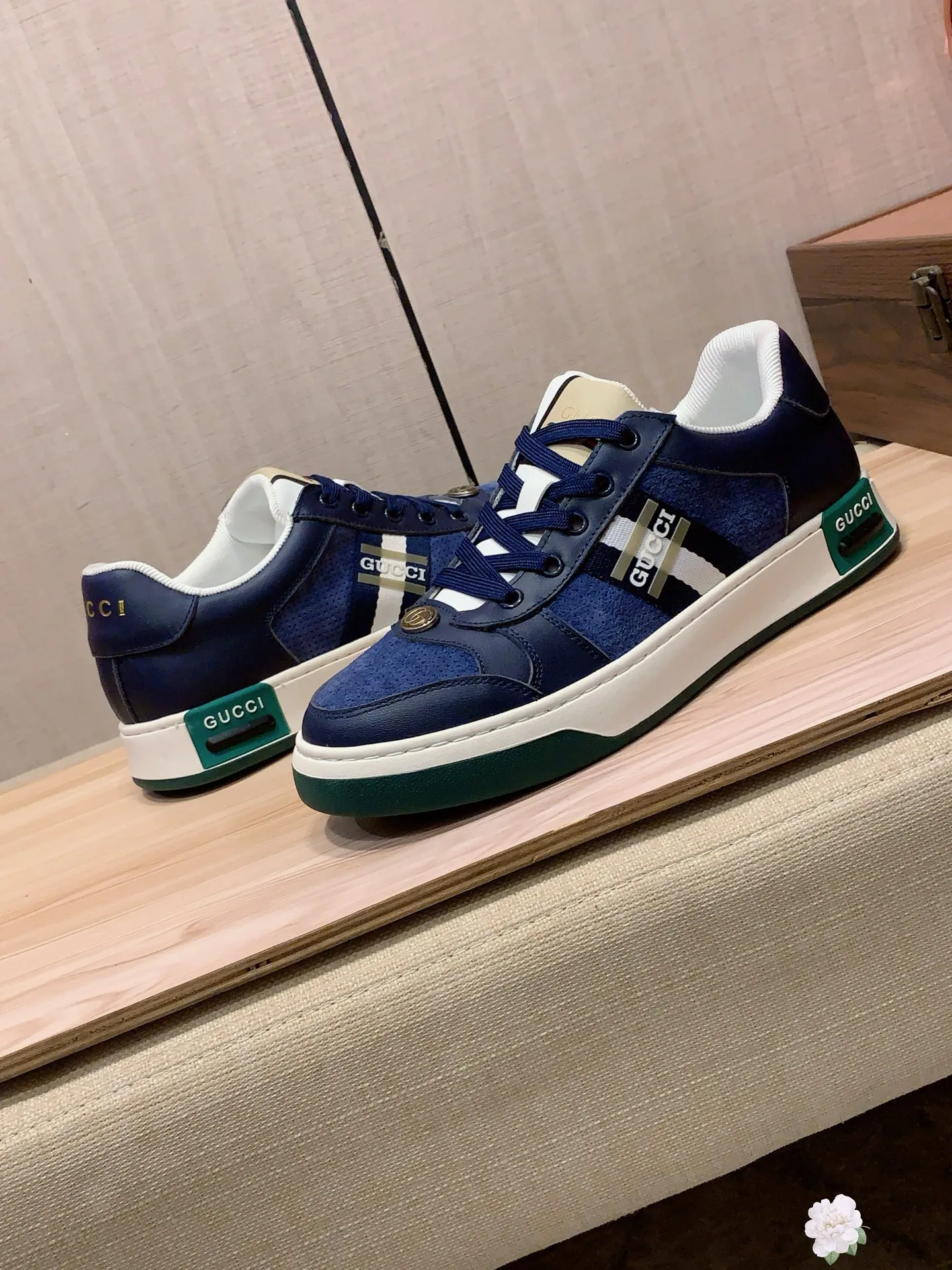 Men's Men's Shoes💰420💰💰🎩🎩[Lightning][Lightning] "Gucci*" The latest and most popular casual shoes, top brand [seduce] luxury ~ purchasing agency, top ~ quality. [Strong] The upper is made of imported breathable cowhide with fabric material ➕ Breathable sheepskin feet (•) and fine workmanship. The original stylish and stylish soft rubber wear-resistant and non-slip outsole is light and comfortable on the feet. The real thing looks better when photographed. 013: Size: 38-44, 3️⃣ colors selected